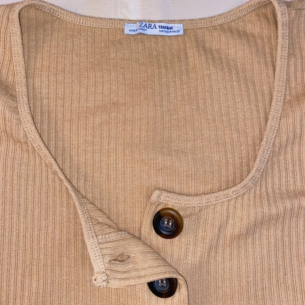 Zara Button-Up Top - Picture 2 of 2